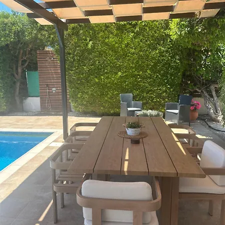 Talya Villa Peyia